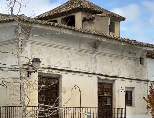 ¡ALUCINANTE! SEGÚN EL DEFENSOR, Y EL AYUNTAMIENTO, LA CASA DEL TESORERO (S. XVIII) SE HA RESTAURADO. VERGONZOSO. NOS TOMAN EL PELO. LO HAN AFIRMADO EN DOS OCASIONES ESTE AÑO, UNA EN MARZO Y LA OTRA EN JULIO