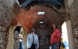 Baños árabes de Aldeire. Visita de la Junta
